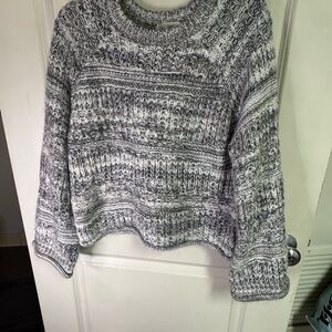 Universal Thread Marled Gray Crew Neck Sweater